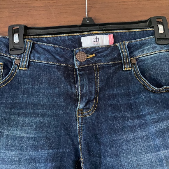 Cabi Slim boyfriend distressed jean - Picture 2 of 4